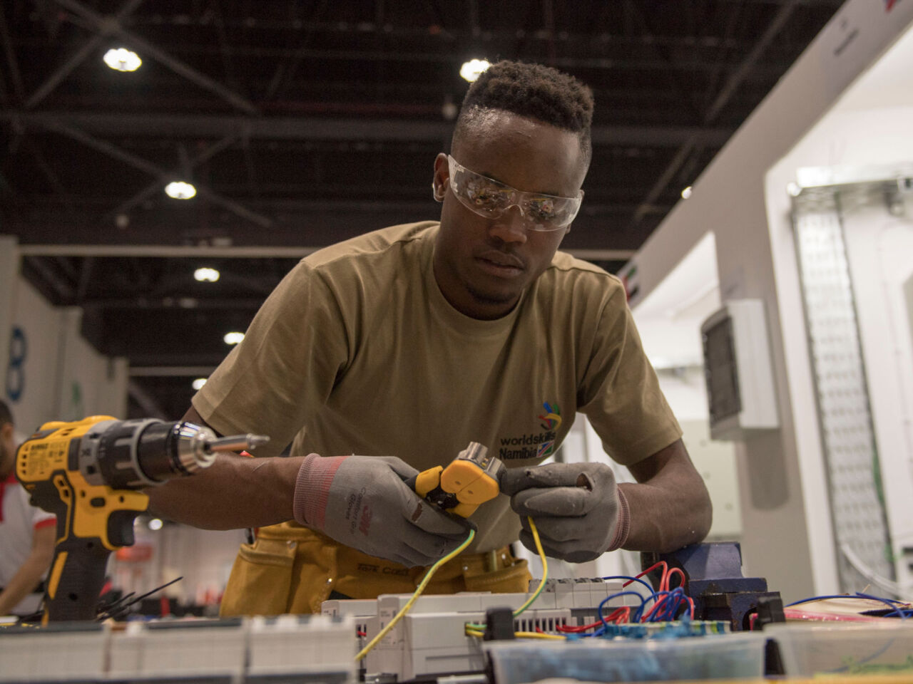 Stanley Black＆Decker全球影响力挑战 - 通过技能增强边缘化的青年权力